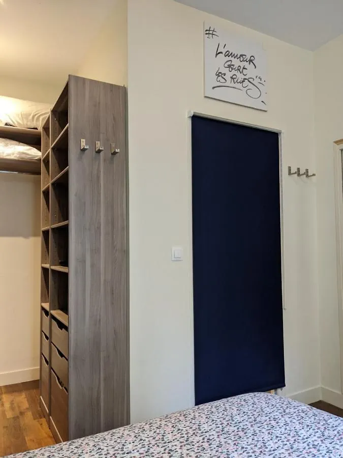 Pensjonat Private Acces To The All Flat. Charming Parisian.
